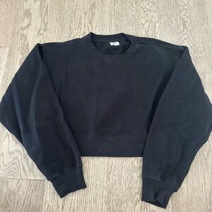 Cropped sweater top